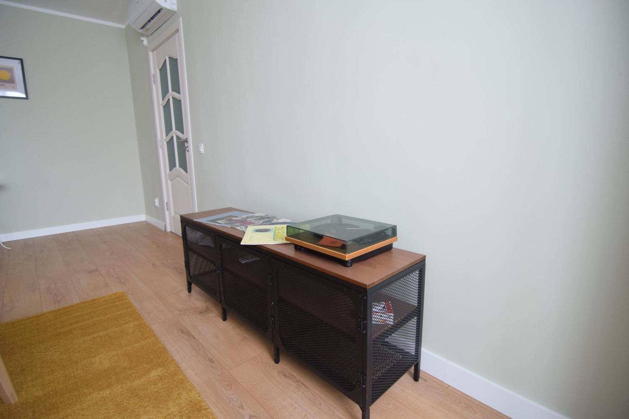 Stylish Apartment With Video Projector Bucureşti Ngoại thất bức ảnh